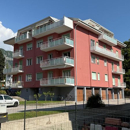 Casa Filippo Large 3 Room Apartment, Close To The Beach, Free Wifi Internet Riva del Garda Exteriér fotografie