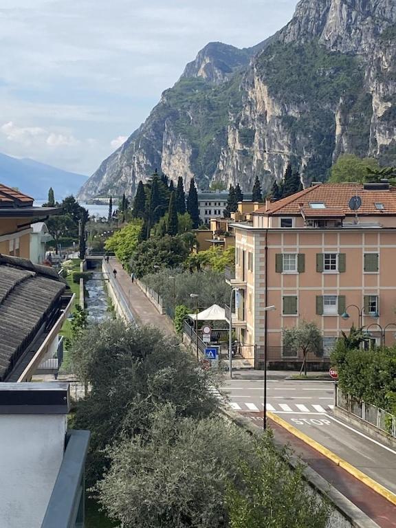 Casa Filippo Large 3 Room Apartment, Close To The Beach, Free Wifi Internet Riva del Garda Exteriér fotografie
